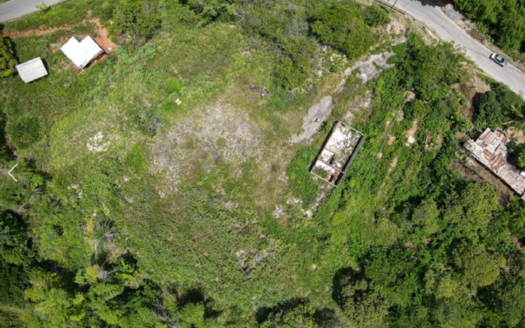 Parcel of land for sale in Arouca