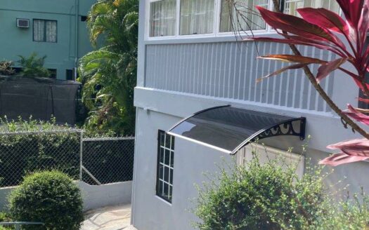 Upstairs apartment for rent in Cascade